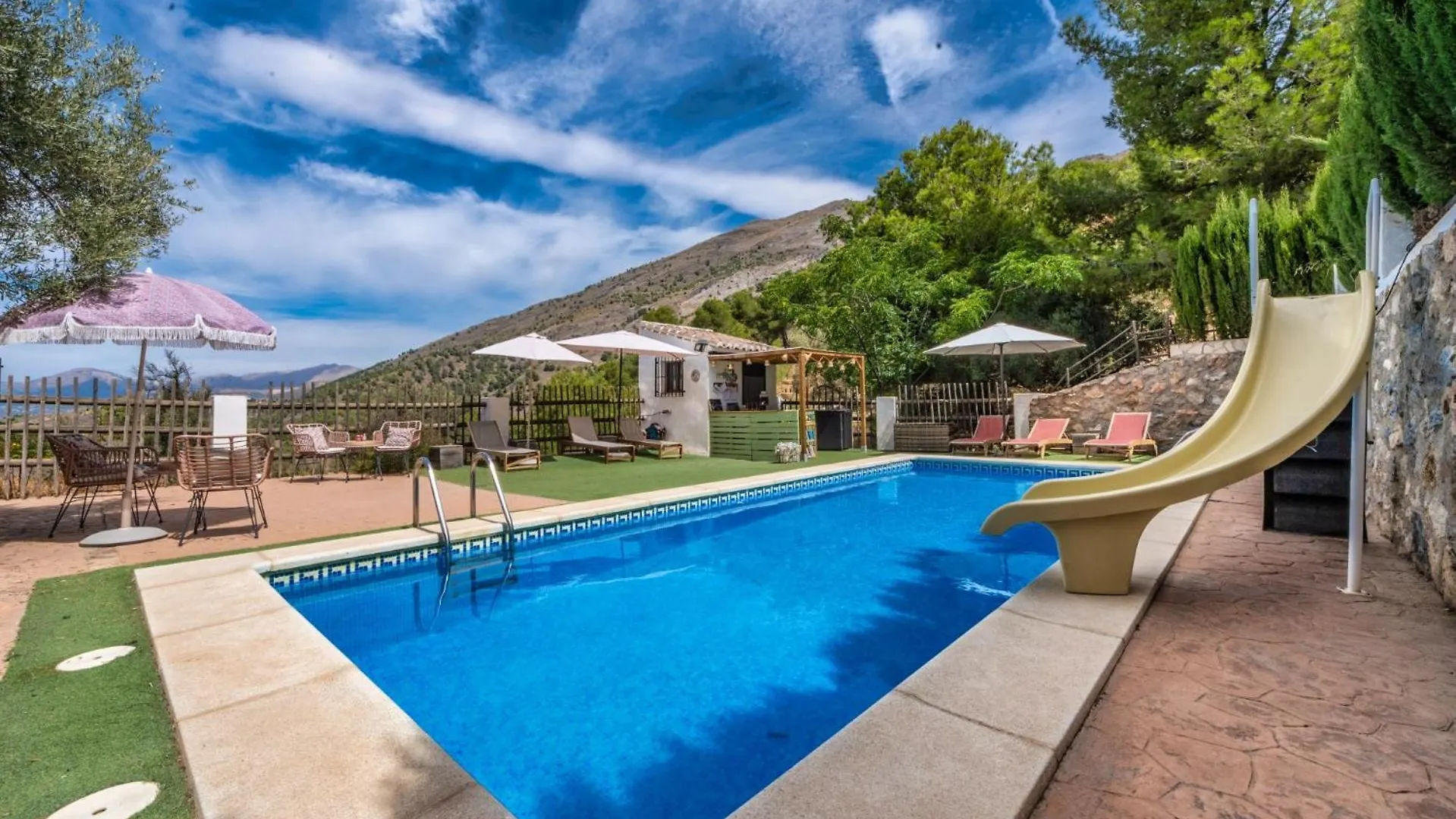 Casa Lobera Casas Rurales Holiday home Canillas de Aceituno